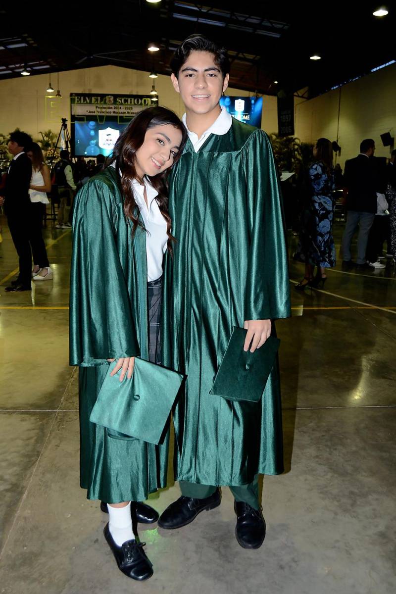 Graduación de la clase 2025 de Elvel School