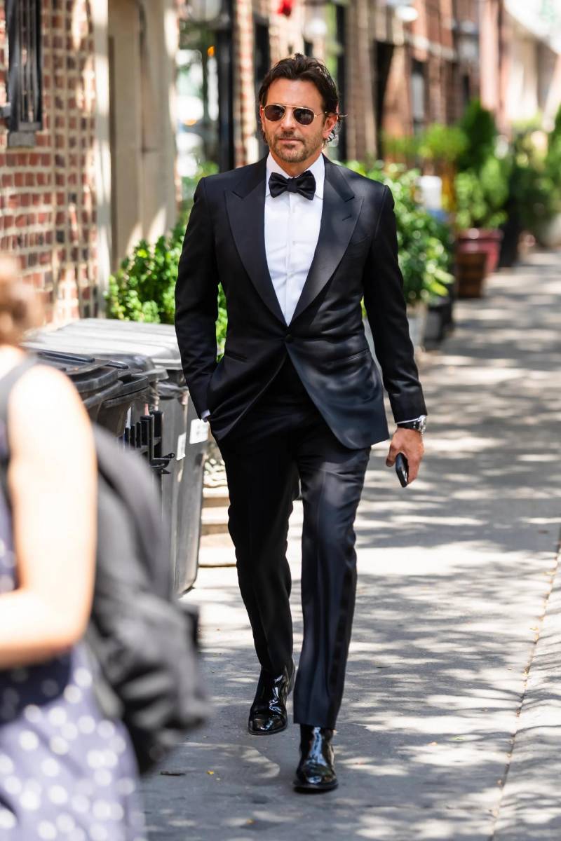 Bradley Cooper fue el plus-one de la modelo Gigi Hadid, su pareja desde 2023.