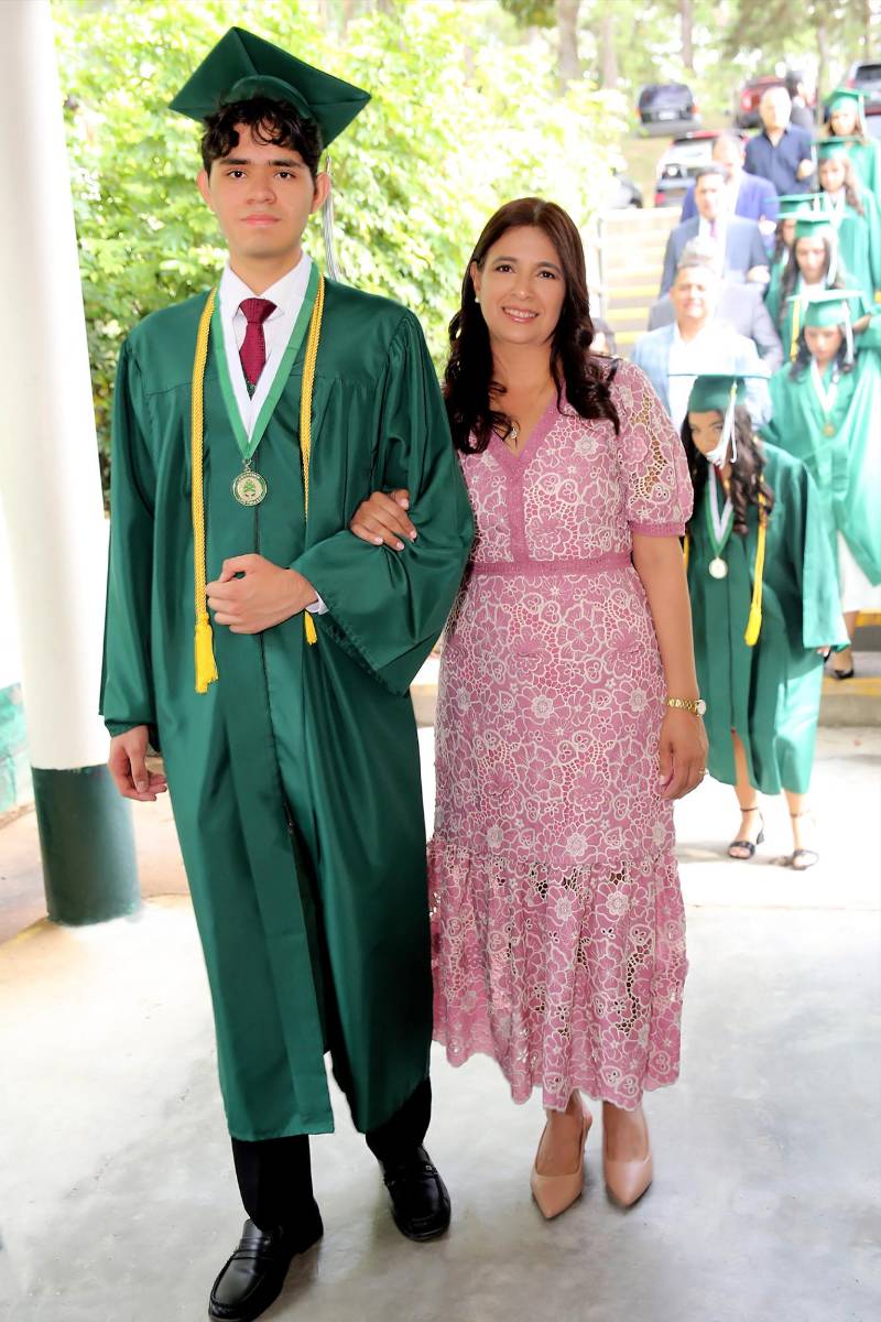 Graduación 2026 de la Academia Los Pinares