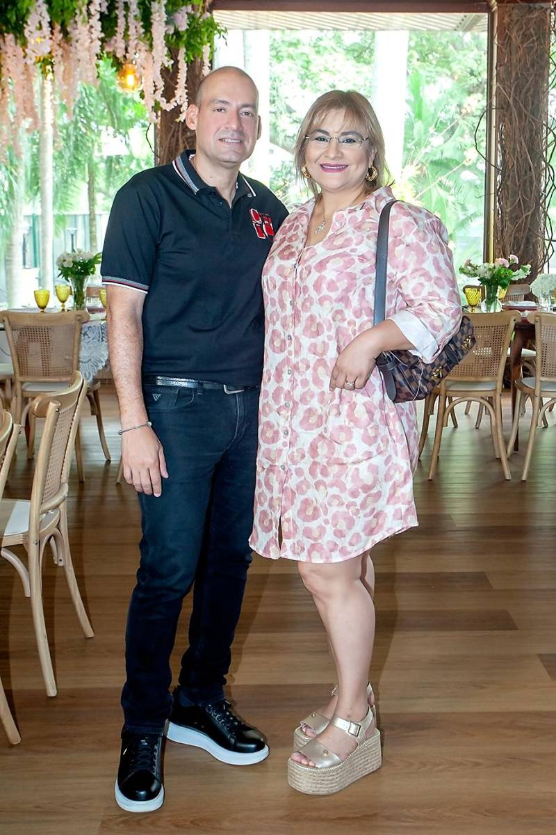 Javier y Juanita Peña