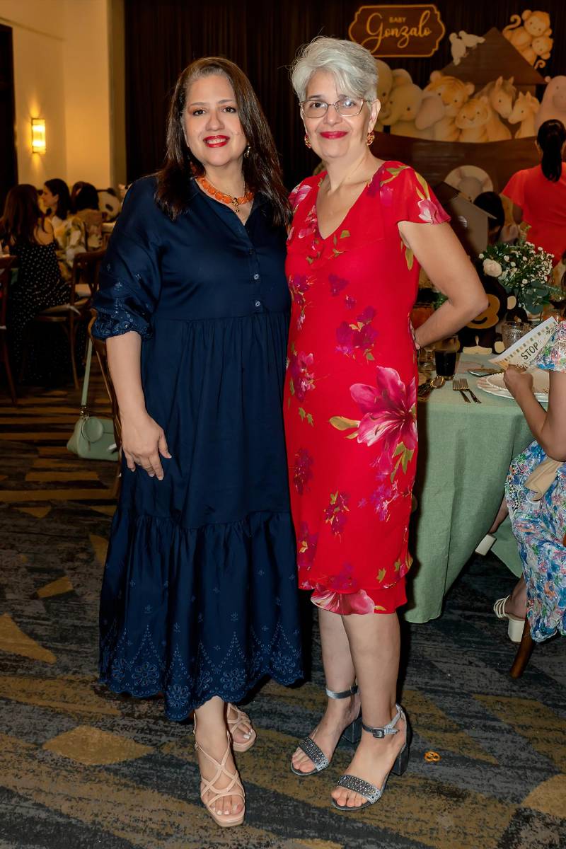 Linda Morán de Suazo y Doris Gutiérrez. 