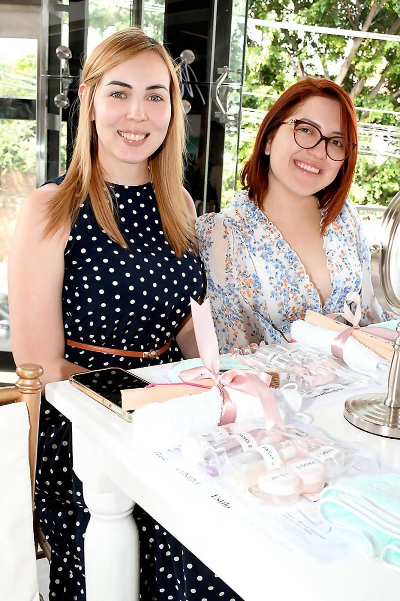 Evelyn Tábora y Meylin Irías