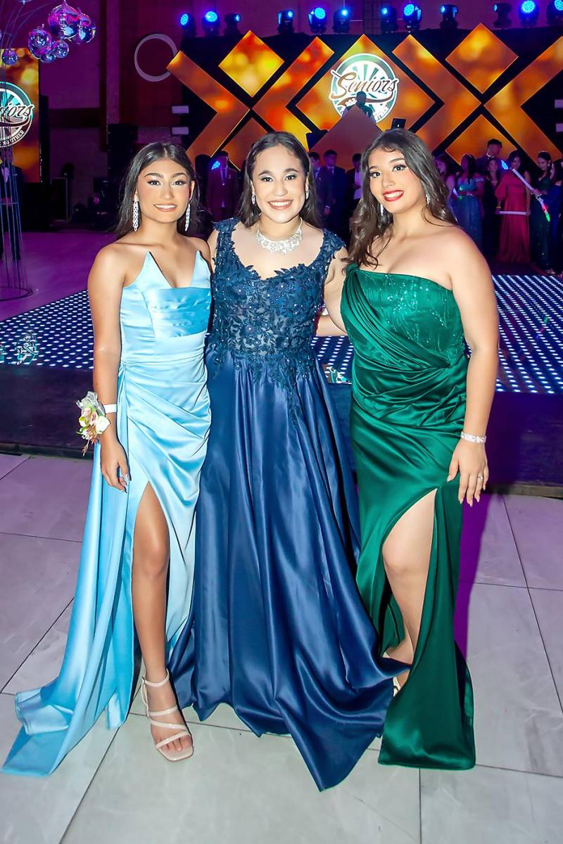 Skarleth Padilla, Esly Urbina y Nathalie Cruz.