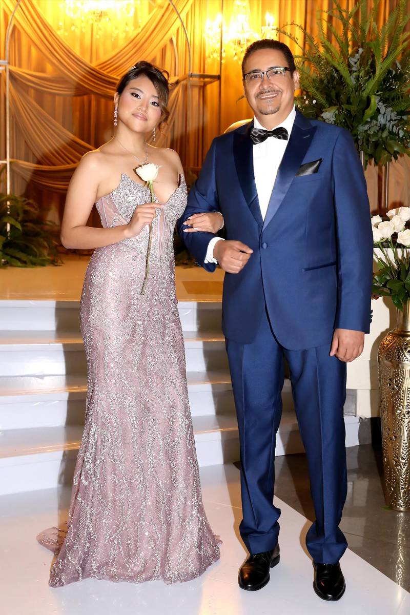 Andrea Meza y su padre Marlon Meza. 