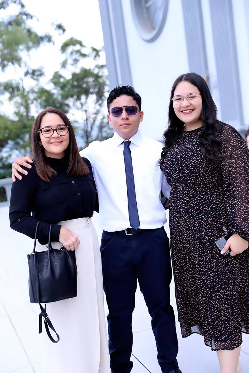 Confirmación de alumnos de Macris School Confirmación de alumnos de Macris School