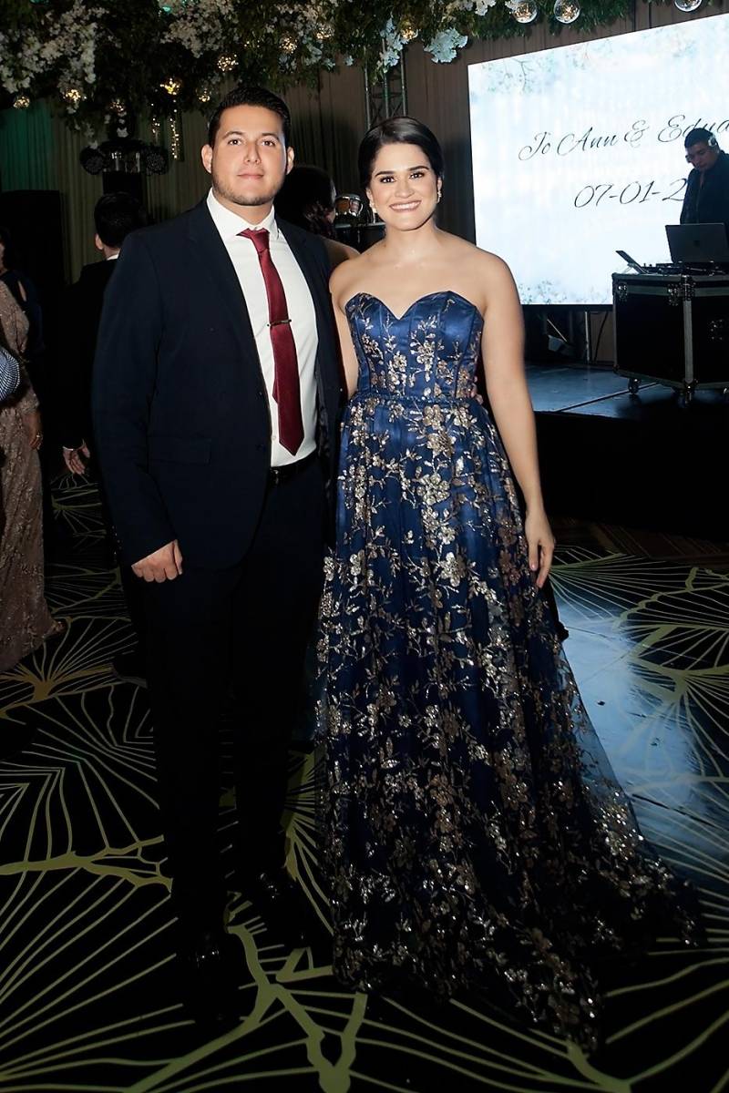 Elvis Mata y María José Andrade.