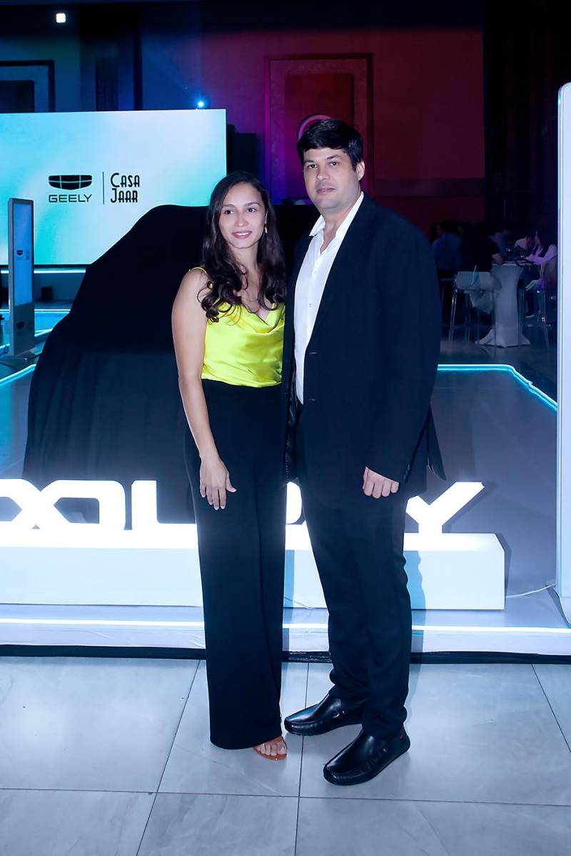 Silvia Valladares y Geovany Mejía.