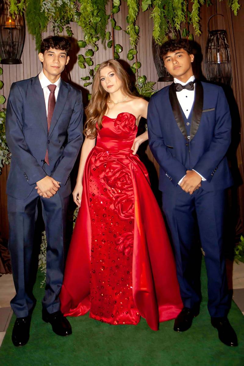 Fiesta de la prom Kiddy Kat Bilingual School &amp; Morazzanni Institute.