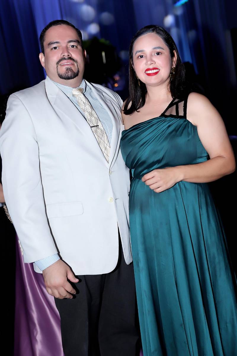Invitados a la Prom 2026 de la Academia Los Pinares