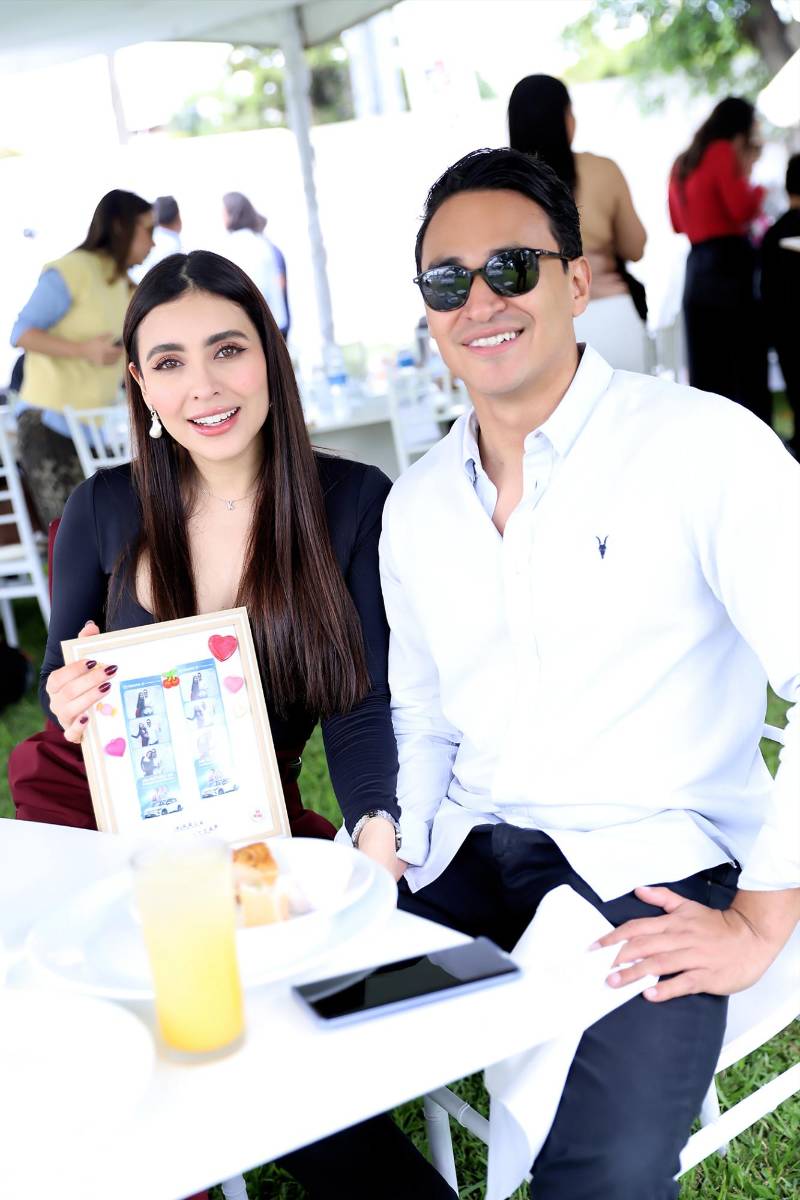 Karla Ramírez y Óscar Benítez.