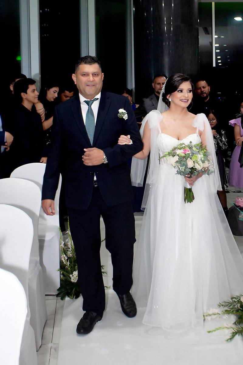 Gustavo Maradiaga y Cesia Maradiaga
