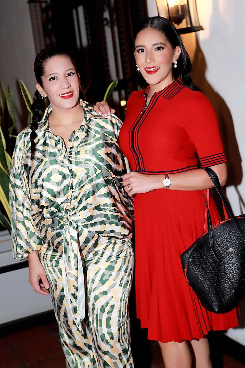 Betty y Karla Urbina.