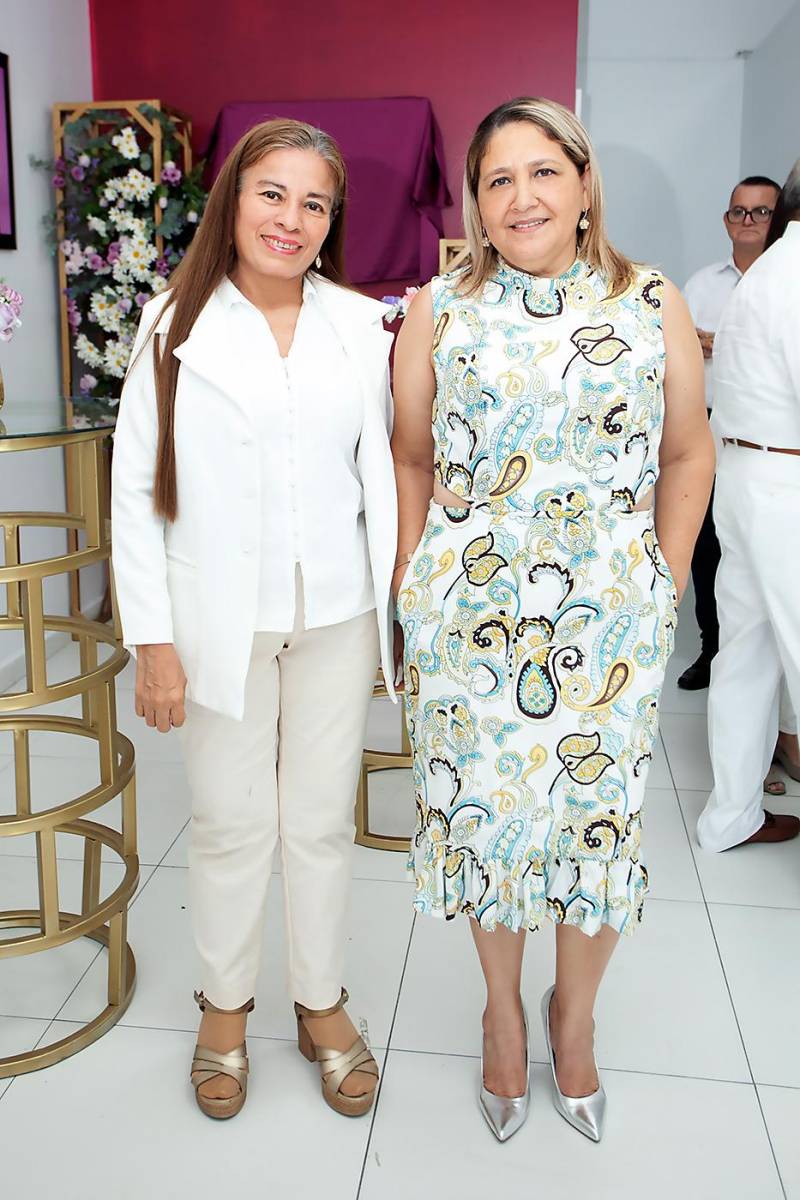 Mirna Alachán y Marlen Guifarro.