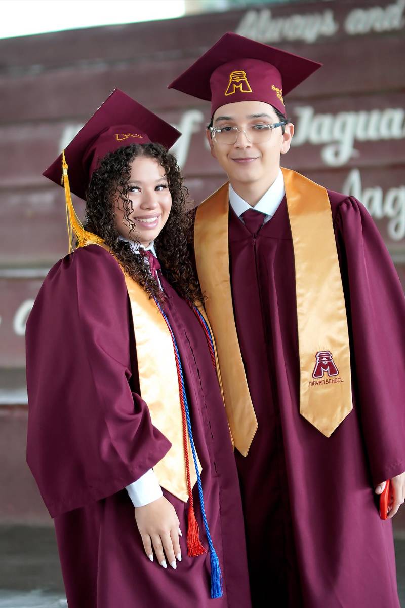 Graduación de los seniors 2026 de Mayan School