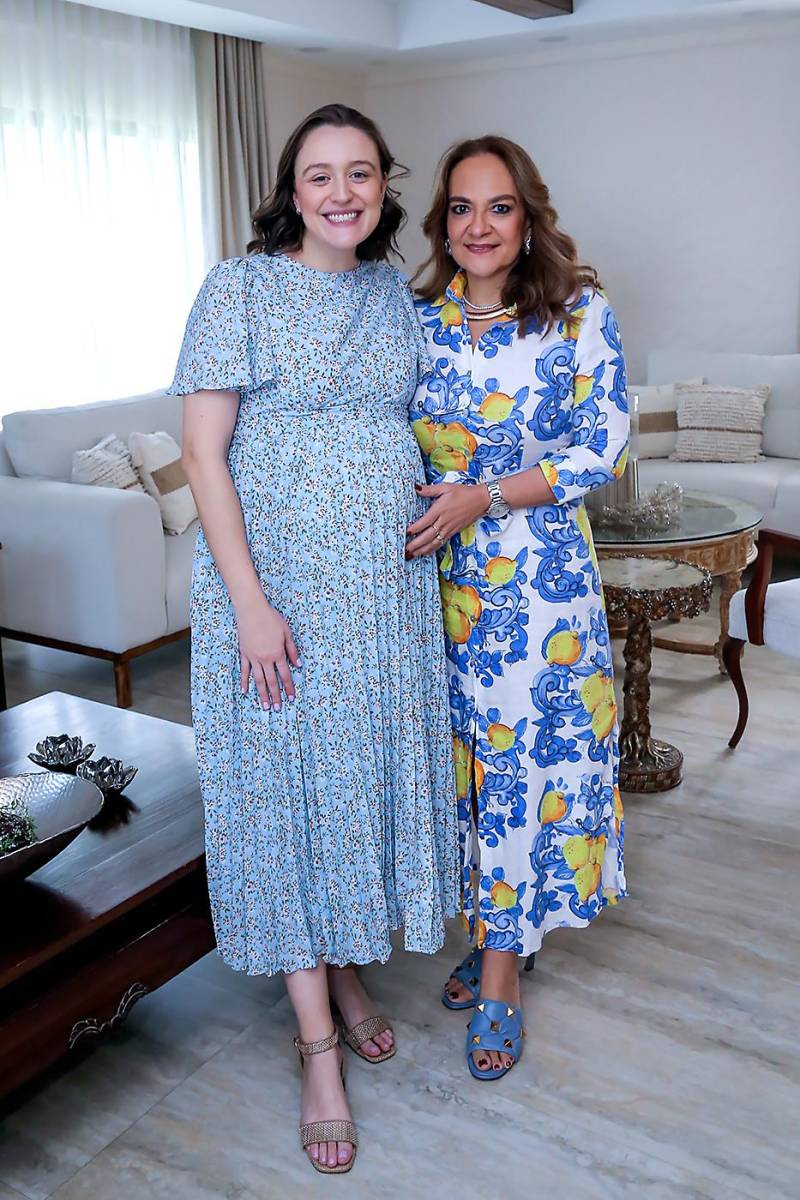 Arabella Hepburn y Maria Elena López.