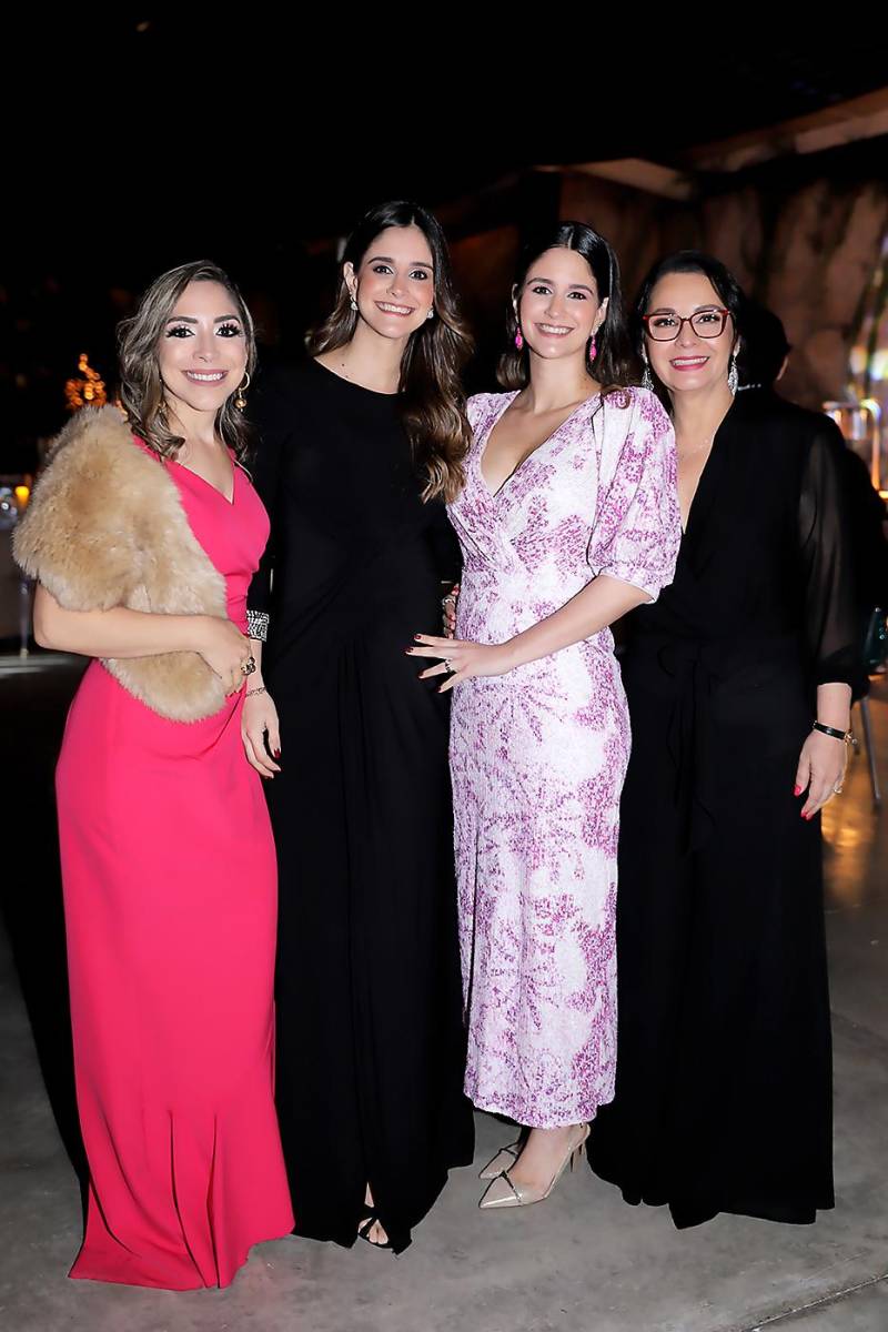 Nury Balletta, María José Valladares, Andrea Jeffs y Marcela Balletta