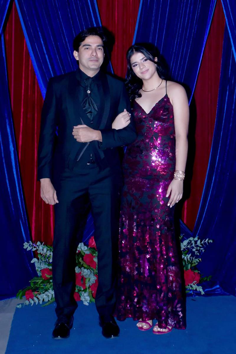 Angie Medina y su padre Guillermo Medina.