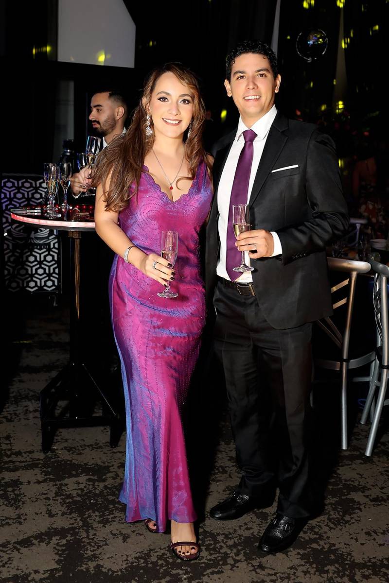 Invitados de la prom 2025 de Dowal School