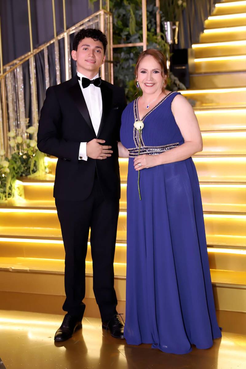 Gerardo Calona con su madre Ligia 
