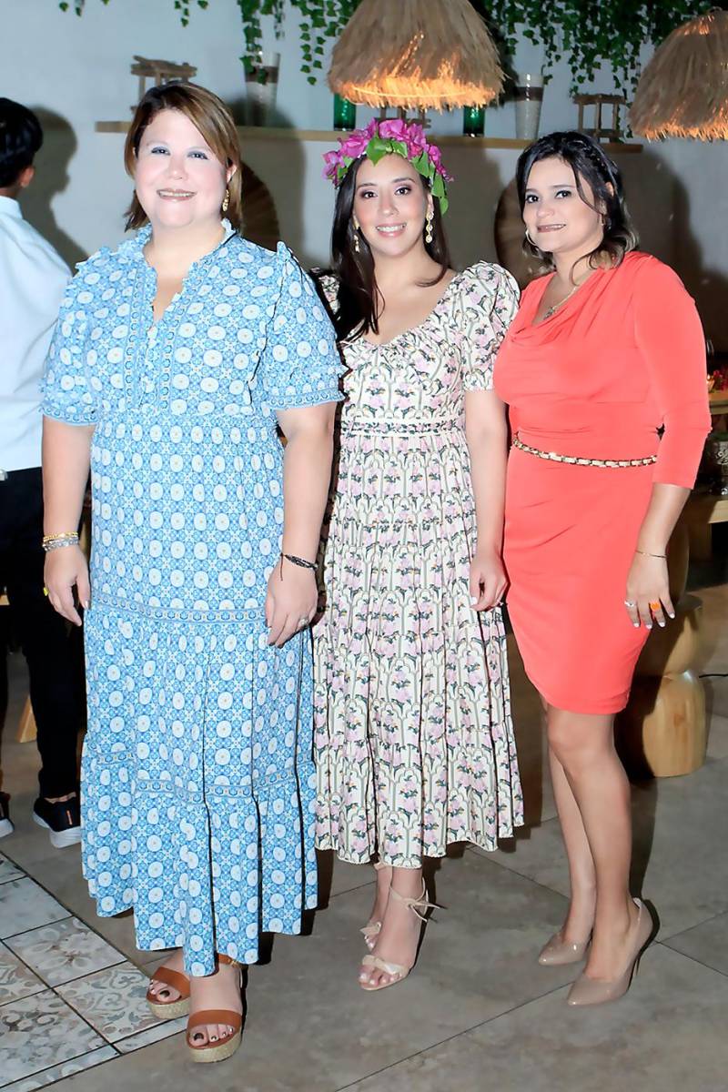 Melina Valladares, Giselle Ferez y Lineth Umaña.