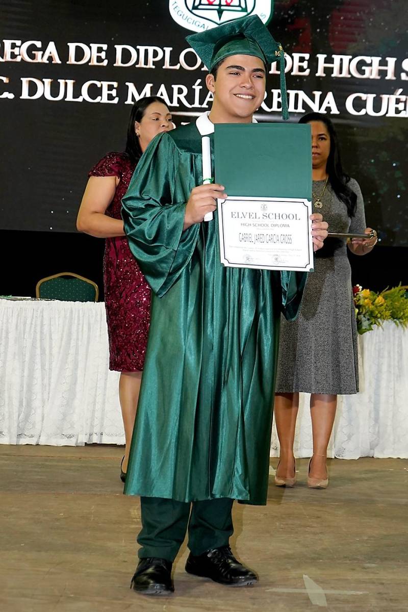 Graduación de los seniors 2024 de Elvel School