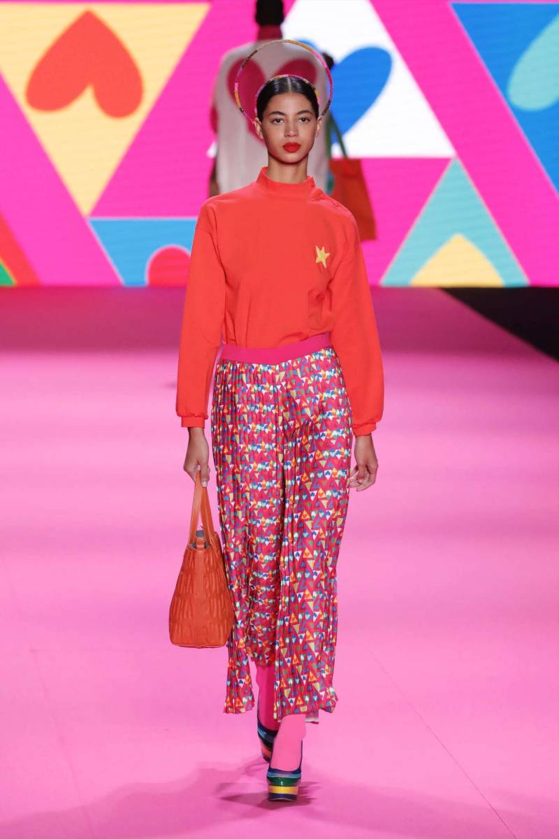 Los lunares protagonista de la colección de Agatha Ruiz de la Prada