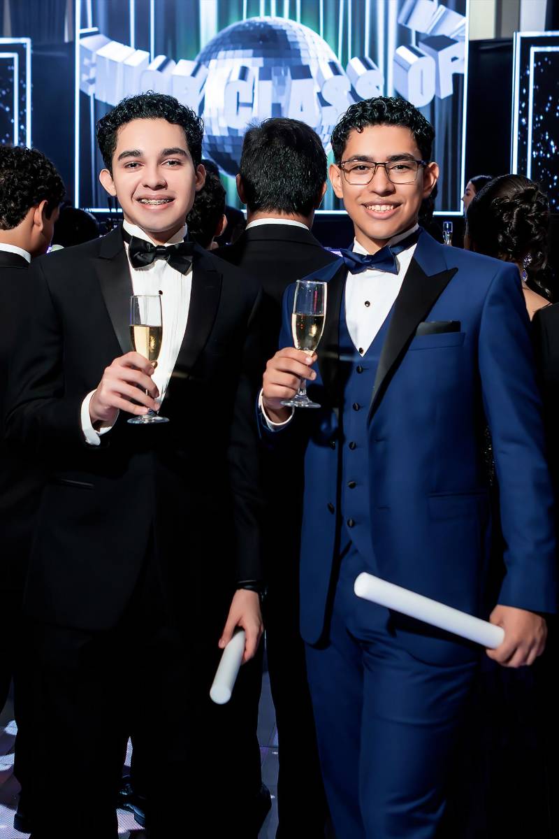 Fiesta de la prom 2026 de Antares y Aldebarán