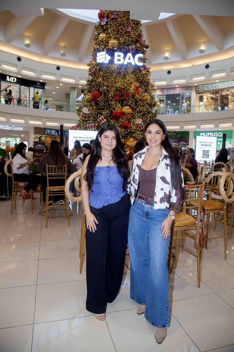 Victoria Amador y Walle Méndez.