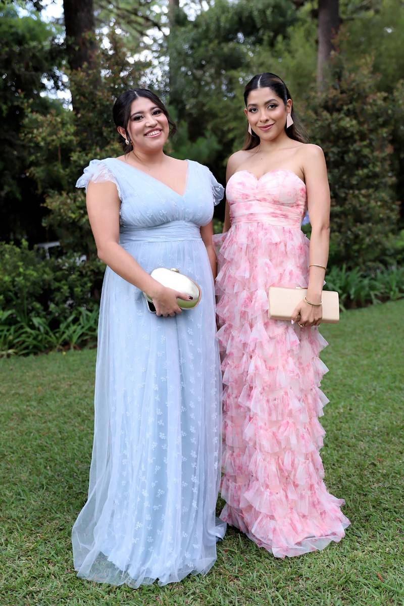 Ana Cristina Irías y Alejandra Lazo.