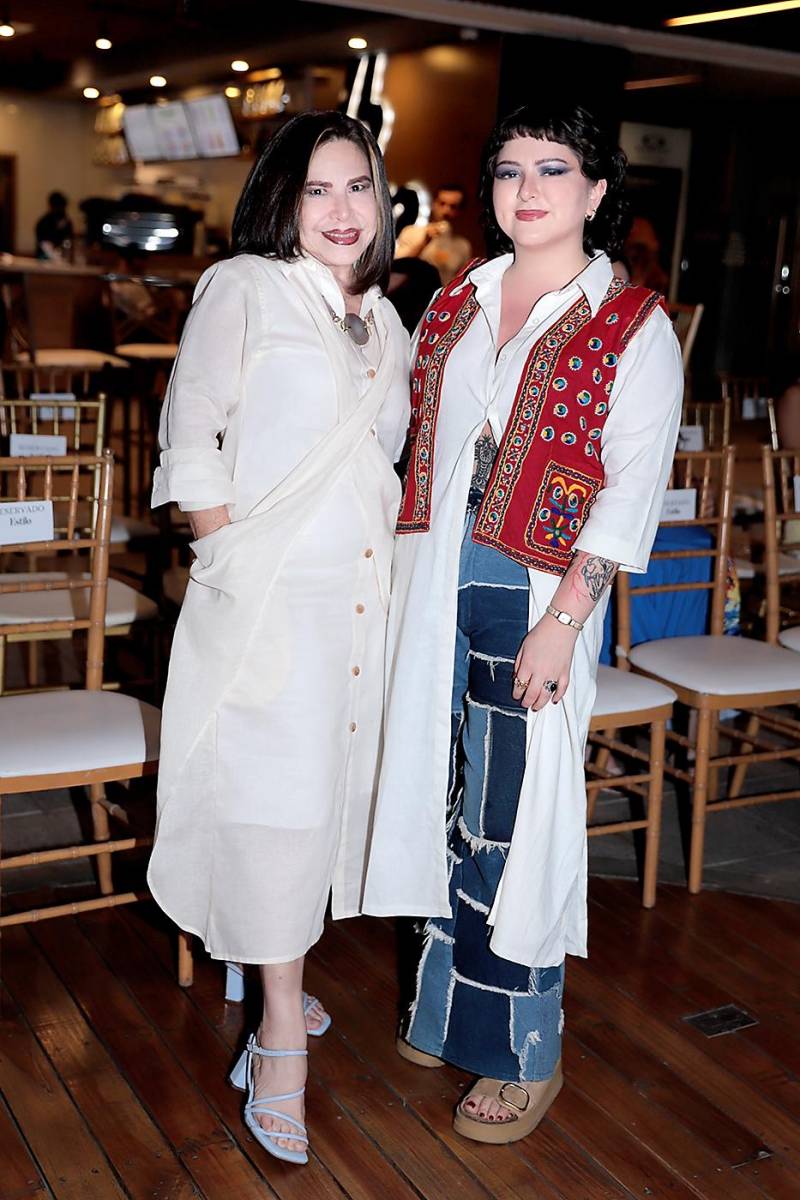 Mabel y Nadia Galeano.