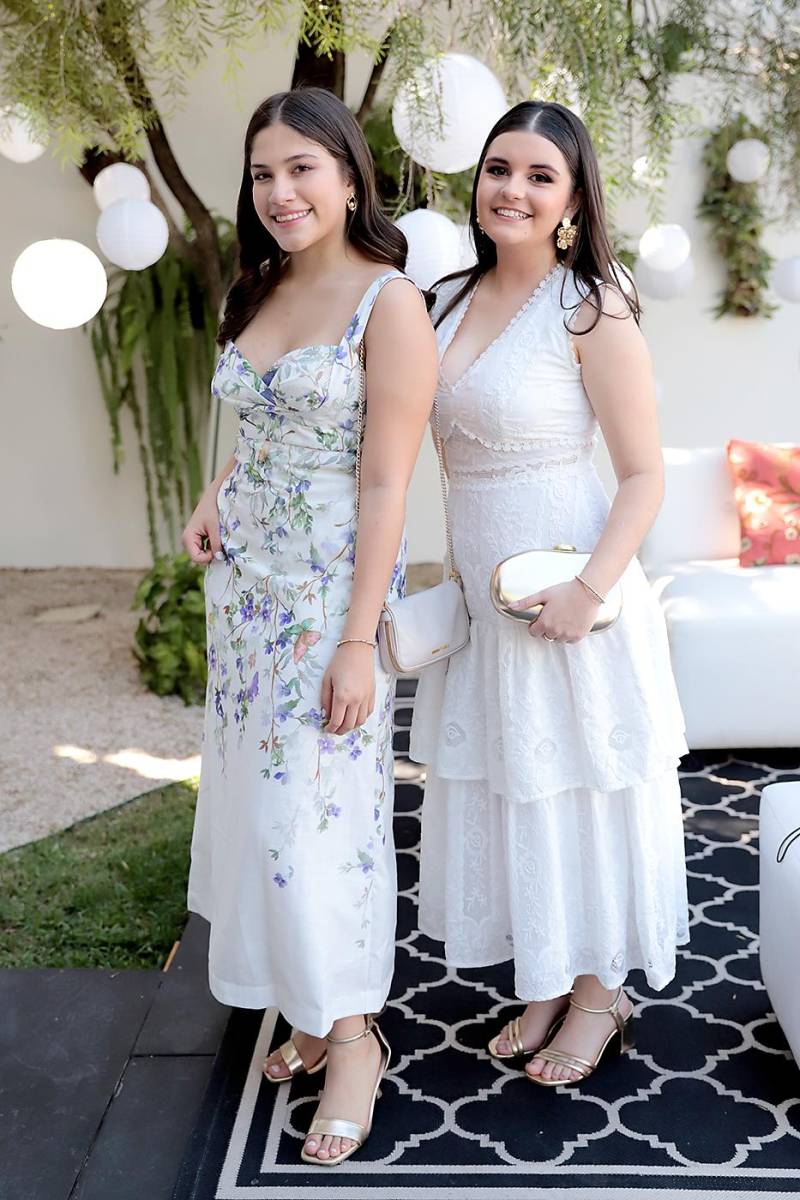 Sophie Fajardo y Andrea Janice.