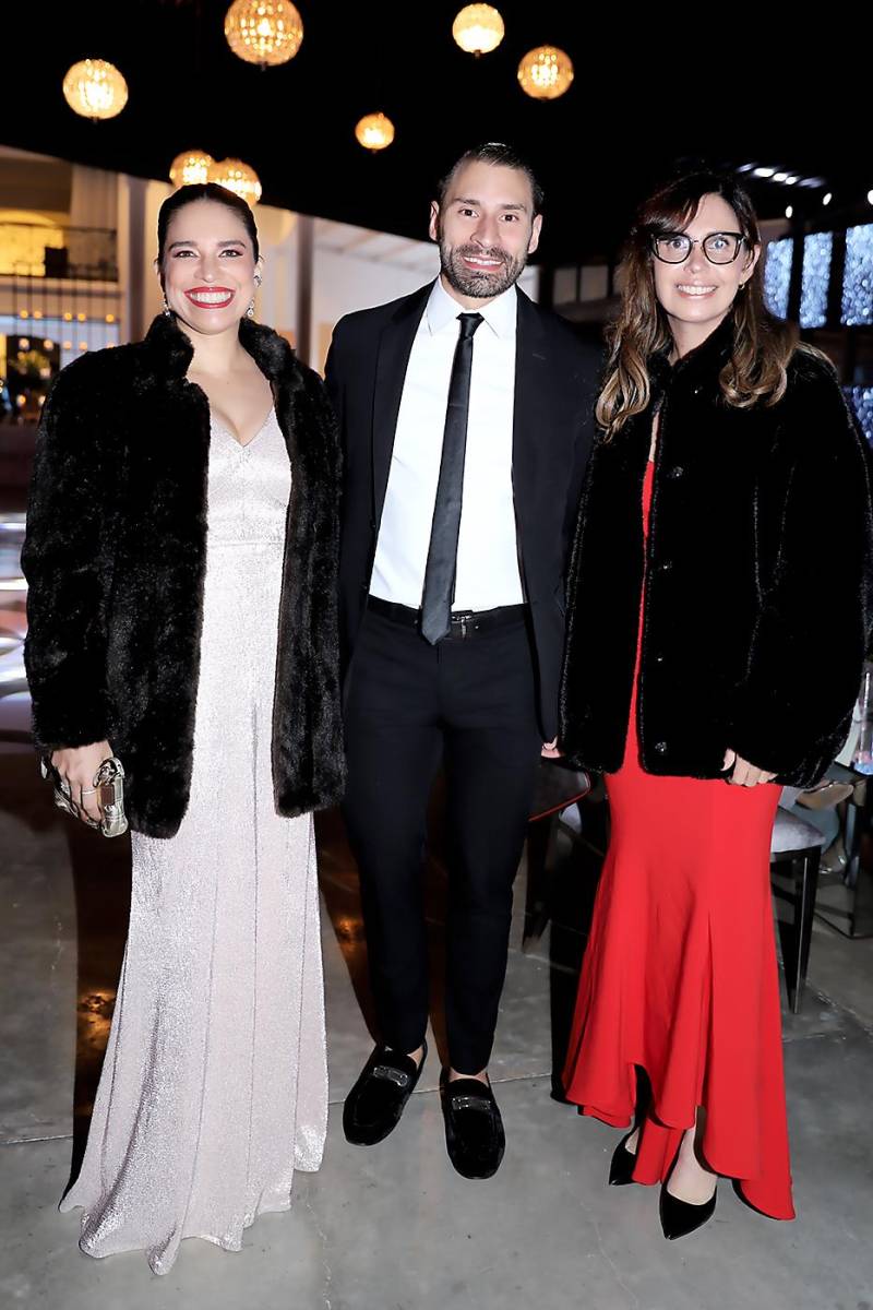 Aida Ramos, Miguel Larach y Paola Diaz