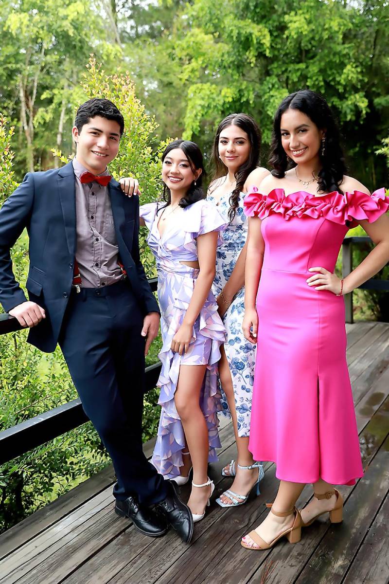 Roberto Rodríguez, Ashley Lee, Jhasi Calderón y Abril Fonseca
