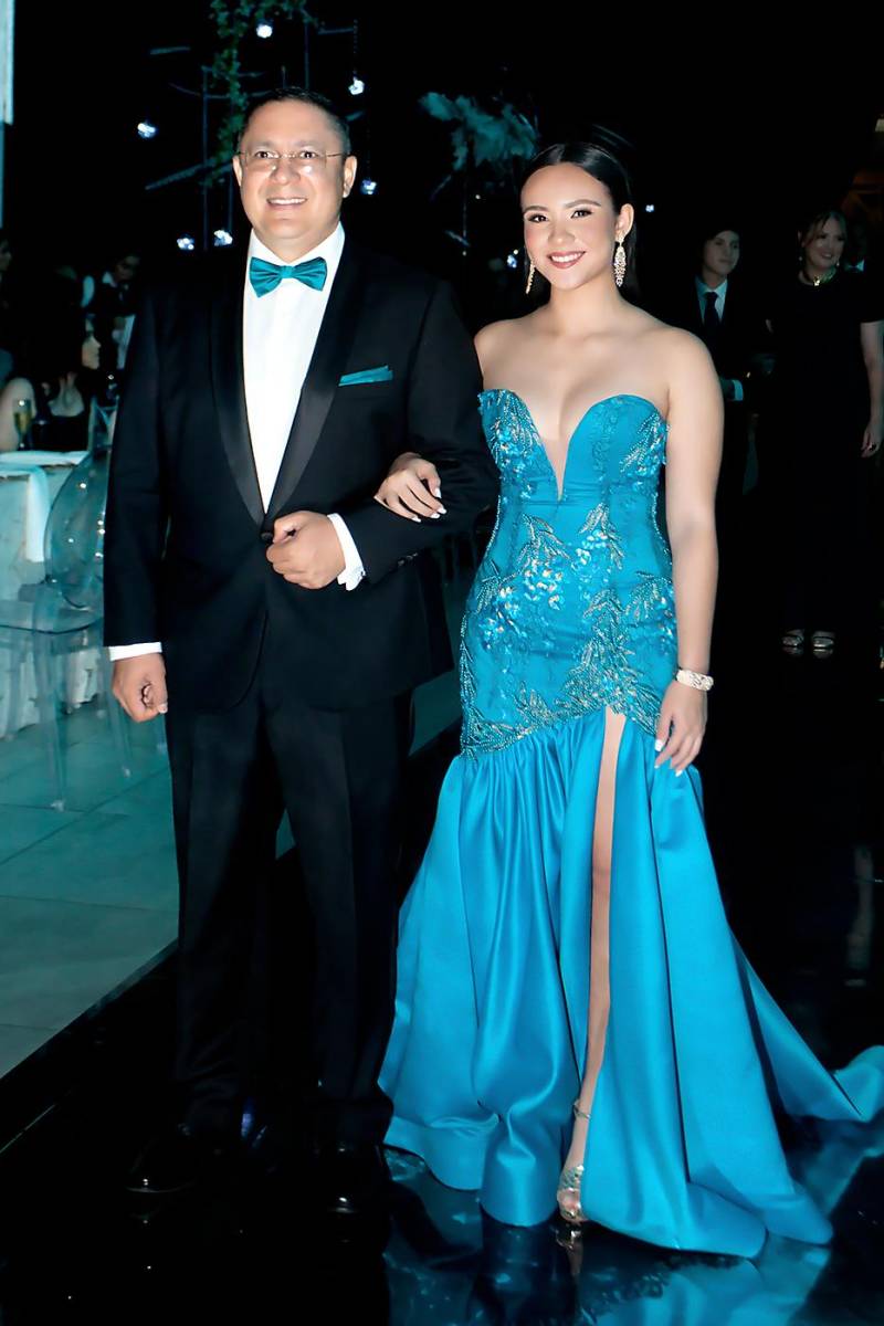 Violeta Ramírez y su padre Edgar Ramírez.
