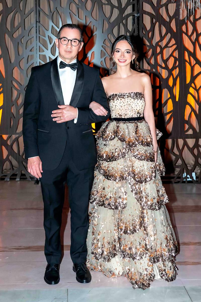 Luciana Melara y su padre Julio Melara.