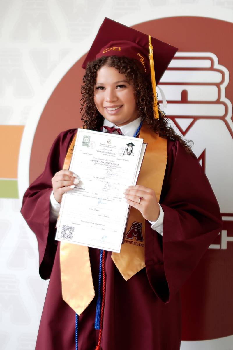 Graduación de los seniors 2026 de Mayan School