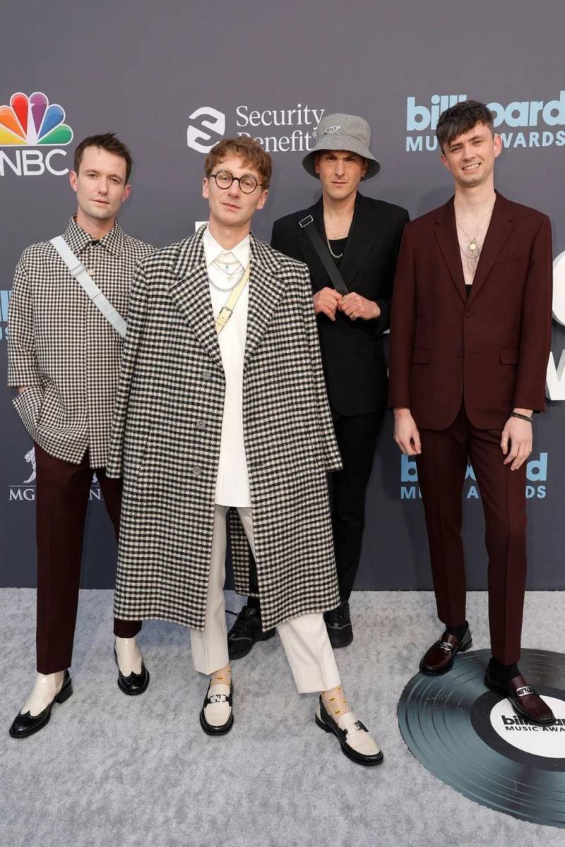 Drew MacFarlane, Dave Bayley, Joe Seward y Edmund Irwin-Singer.