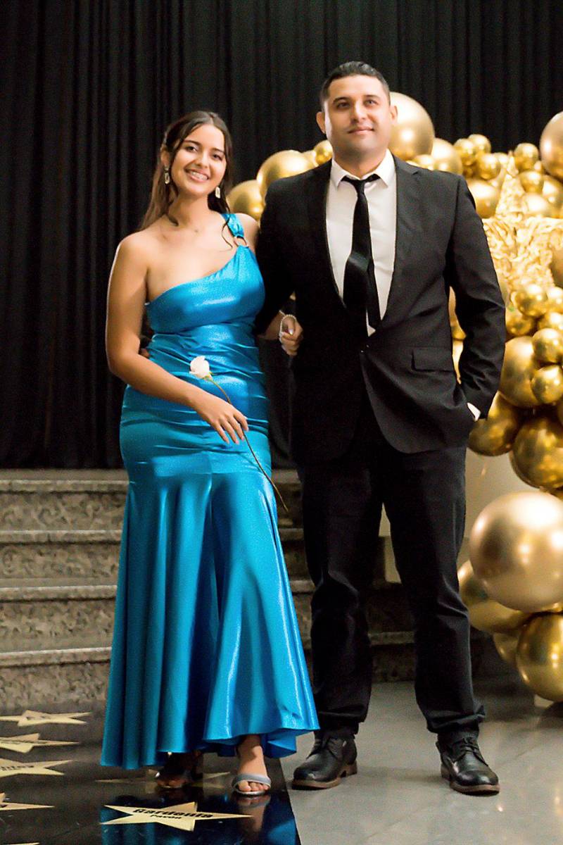 Desfile padres e hijos de la prom 2024 de IHCI Bilingual School