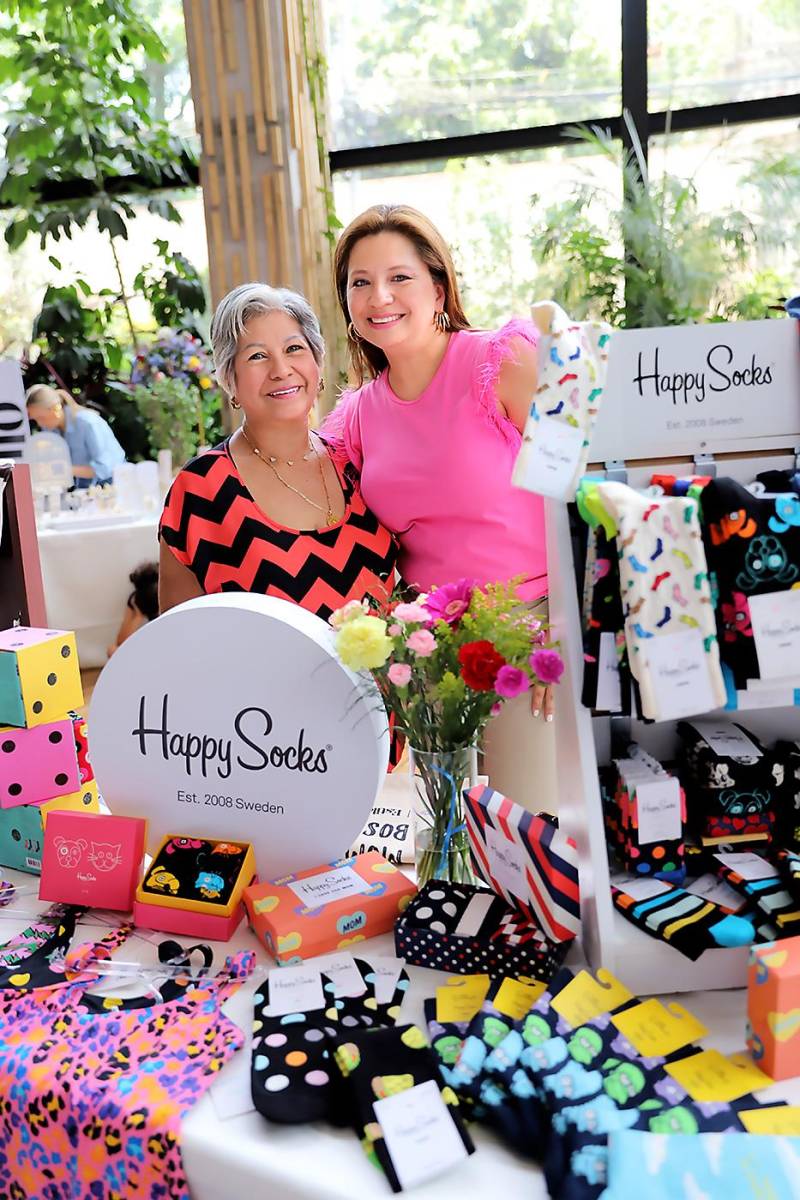 Karen Reyes de Happy Socks con su madre, Karen Reyes