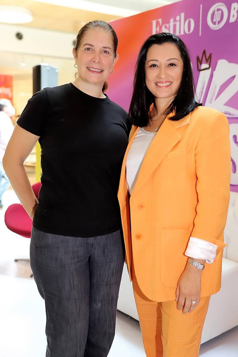 Gabriela Pineda y Marisol de Pierrefeu.
