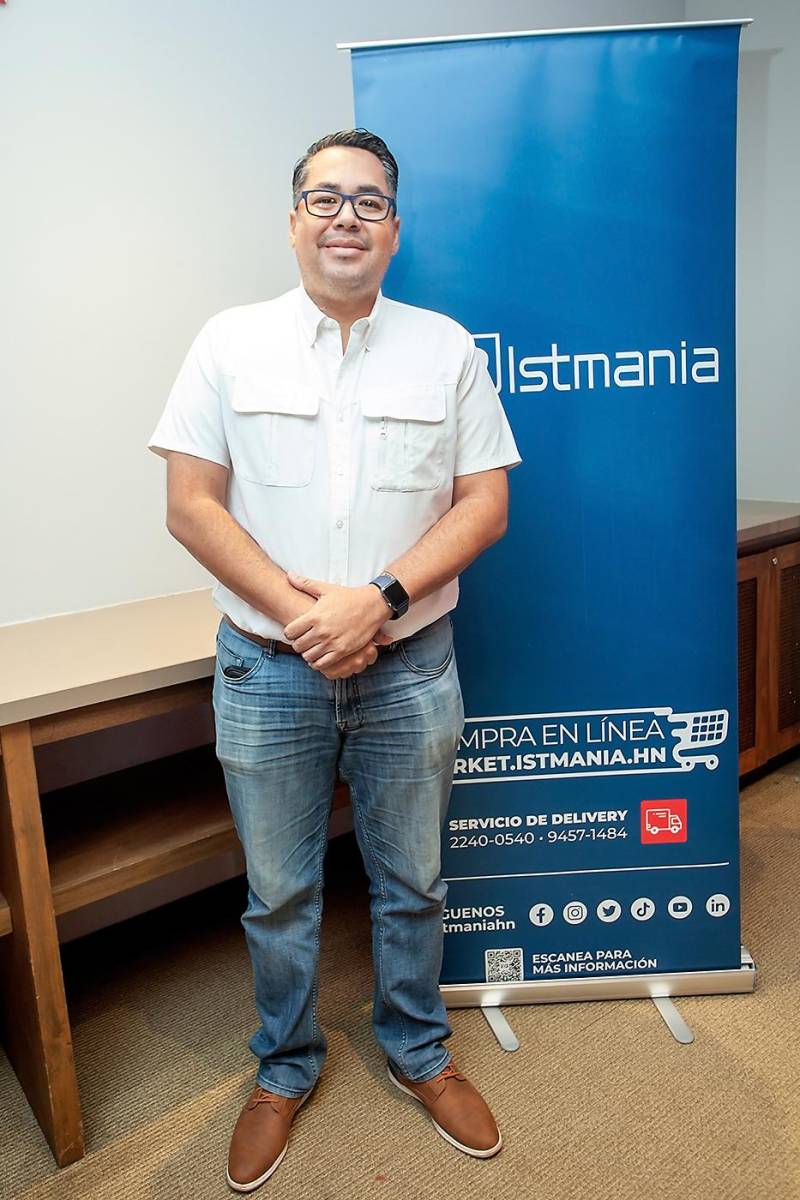 Jairo Canales, representante de Distribuidora Istmania.