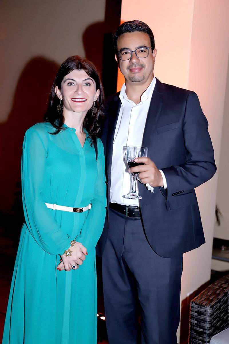 España celebra su Fiesta Nacional con una elegante velada en Tegucigalpa