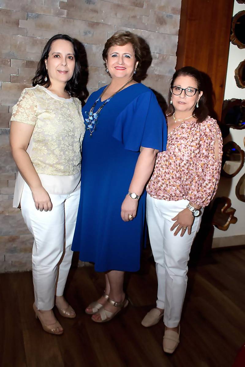 María Elena Laínez, Gloria Rodríguez y Jacqueline Asaff.
