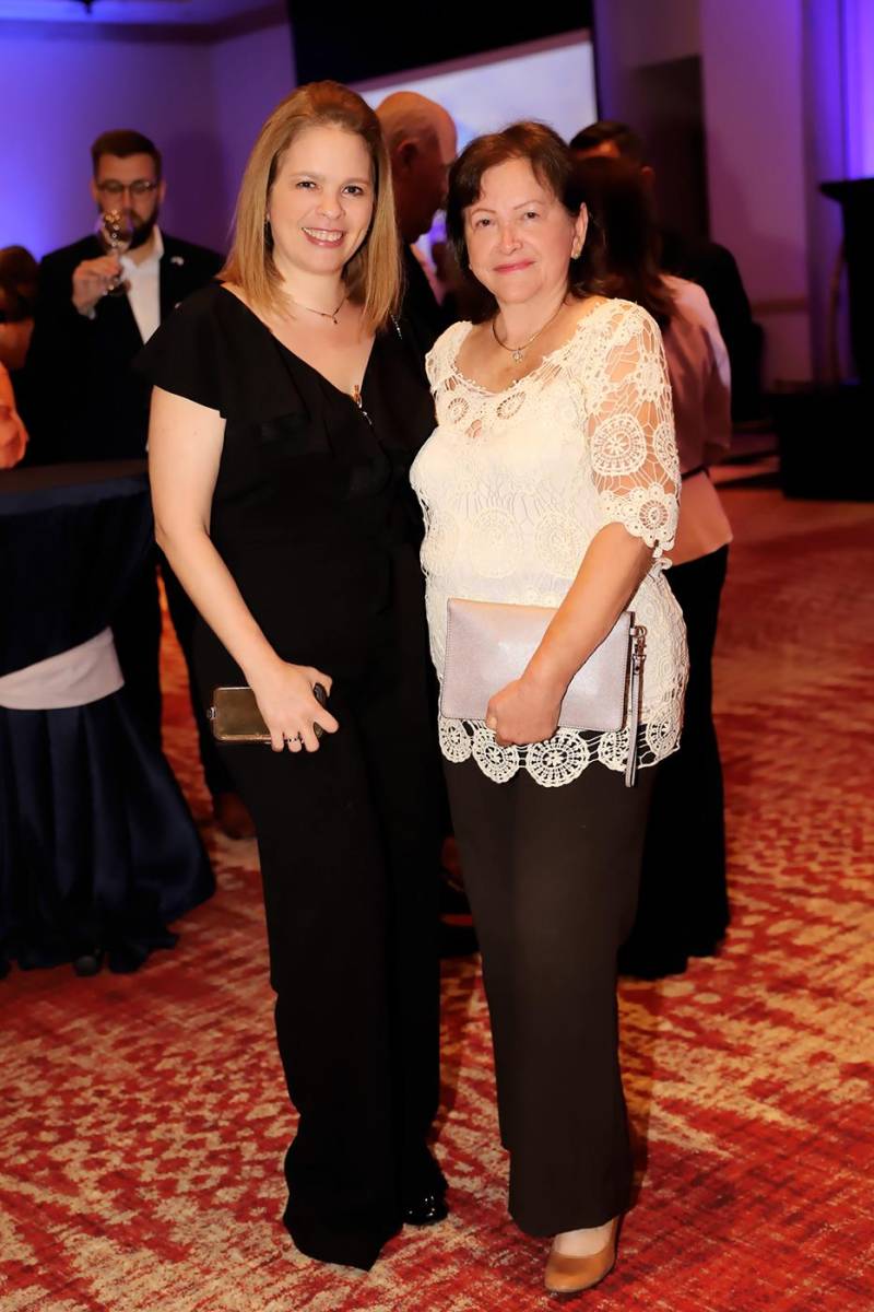Ilse Starckman y Iveth Starckman 
