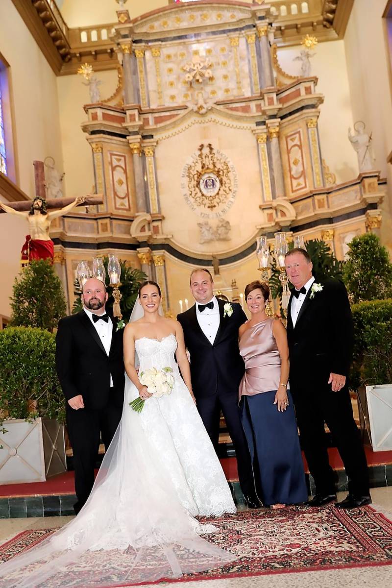 Los novios acompañados de Alex , Cary y Janet Herzog