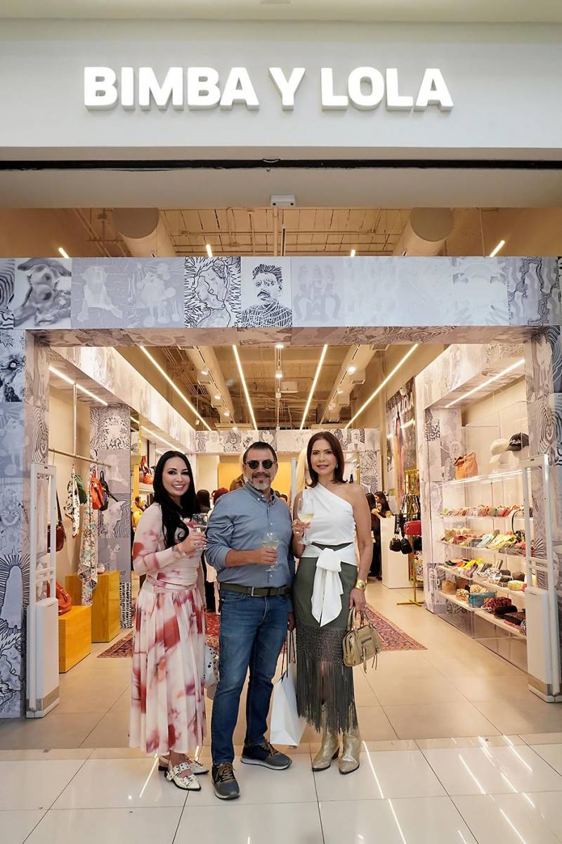 Vivian Rodríguez, Yoyo Barrientos y Cecilia Berdet.