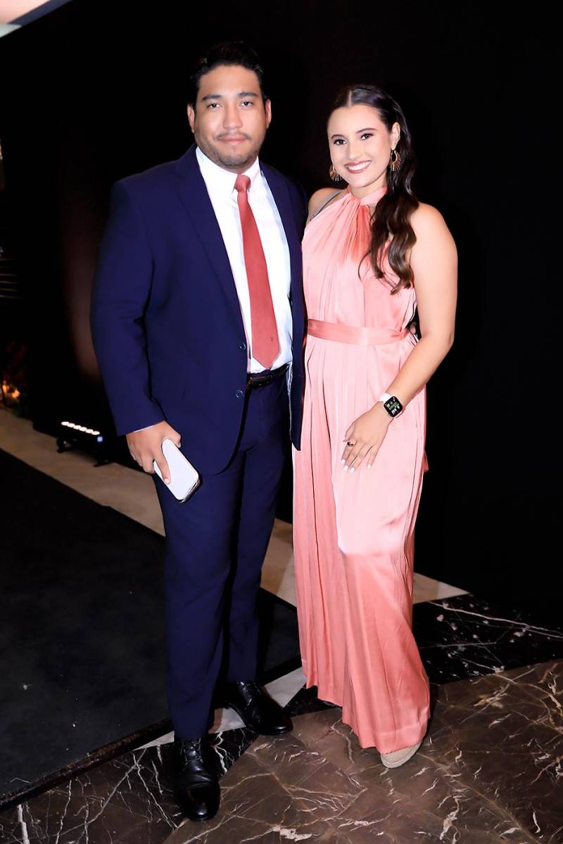Invitados a la prom 2025 de DelCampo School