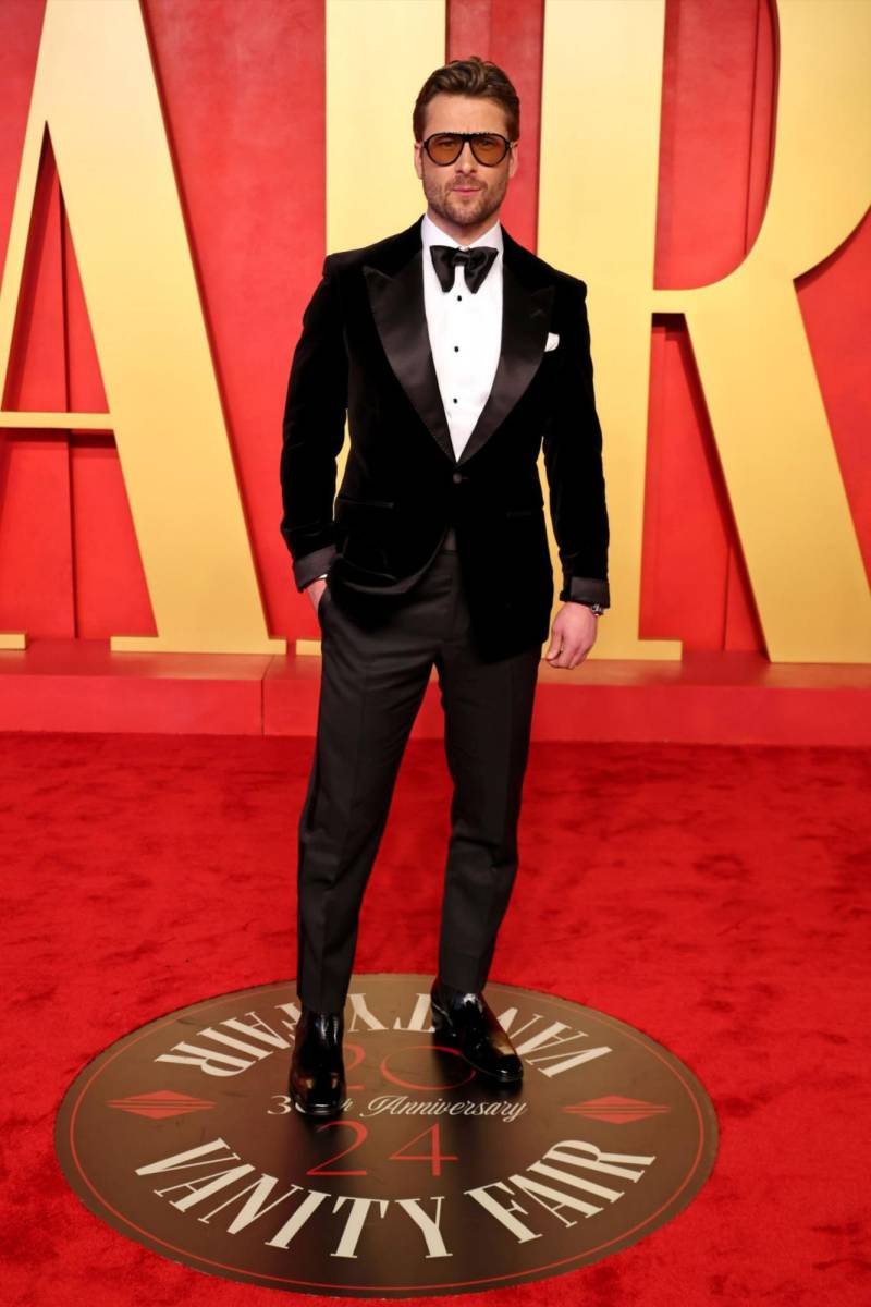 Glen Powell.