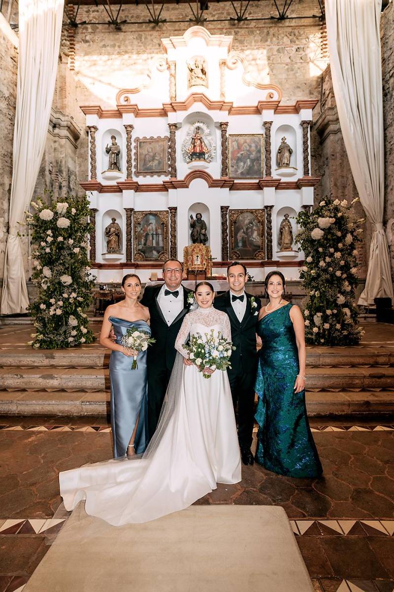 Isabelle Foss, Shane Foss, Isabella Pineda, Taylor Foss y Prisila Foss.