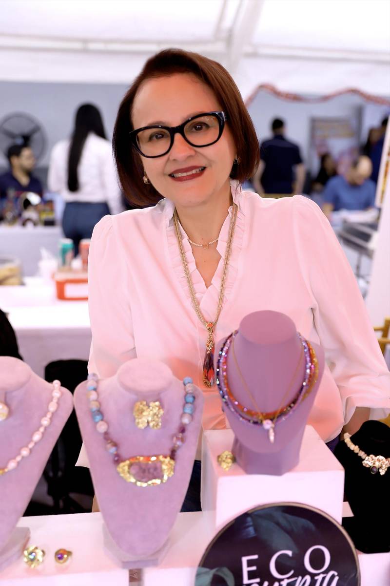 Grupo Flores presenta Bazar Creciendo Juntos en Tegucigalpa